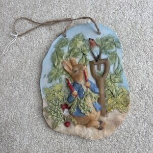 Peter Rabbit Wall Hanging Plaque Eating Radishes 2002 Ceramic Beatrix Potter